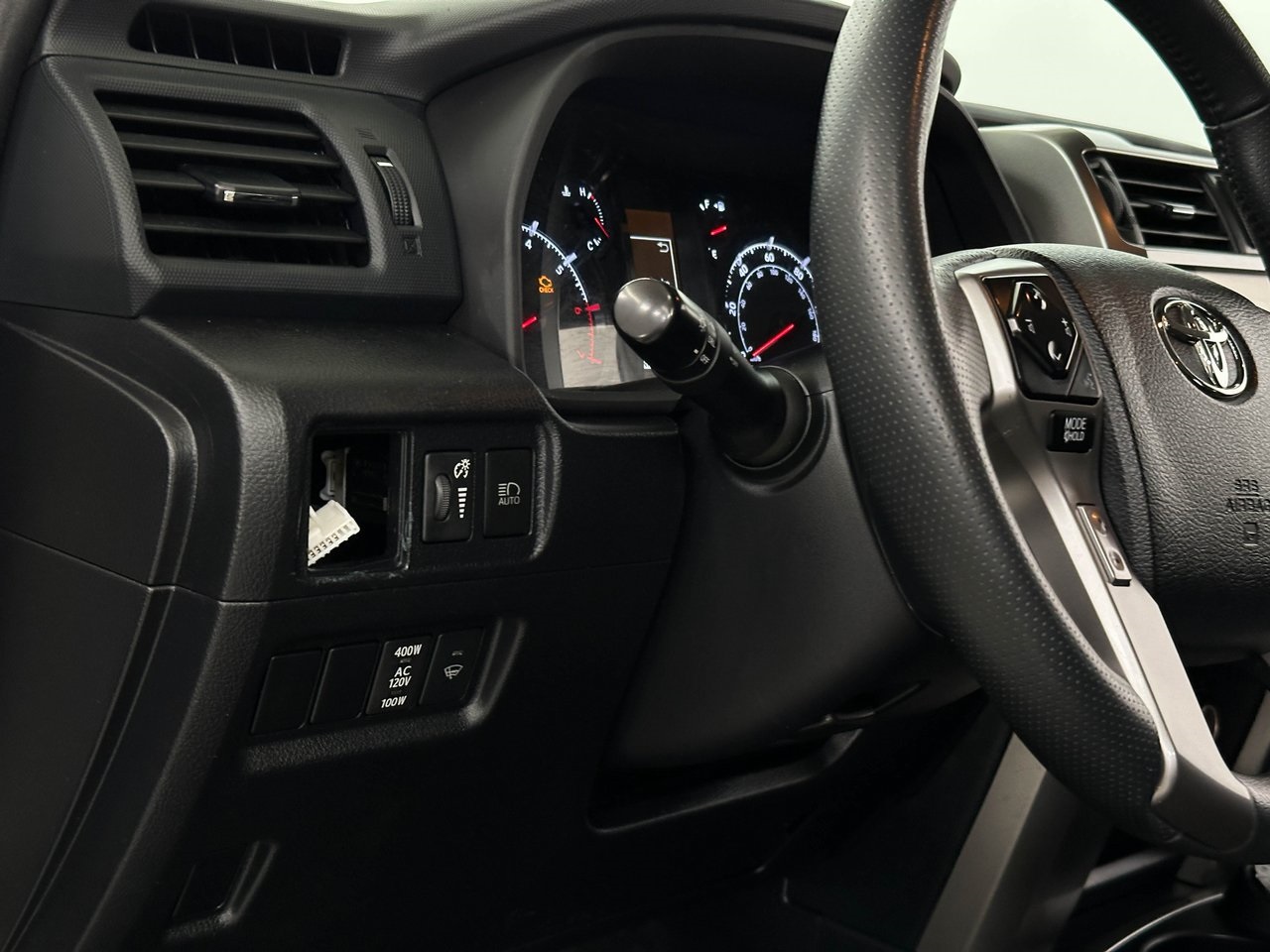 2022 Toyota 4Runner Trail photo 18