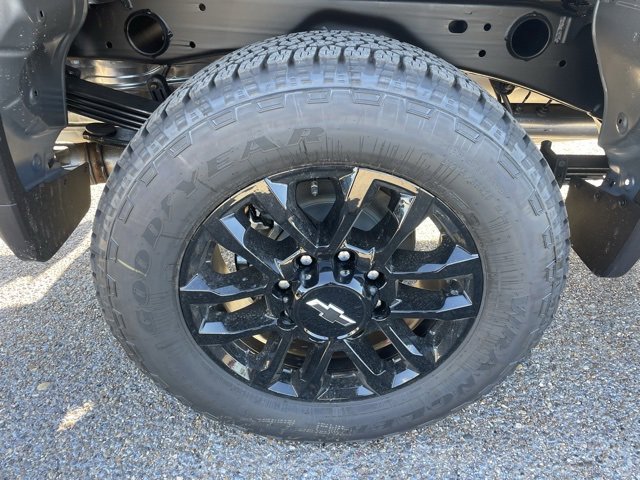 2026 Chevrolet Silverado 2500HD Custom photo 7