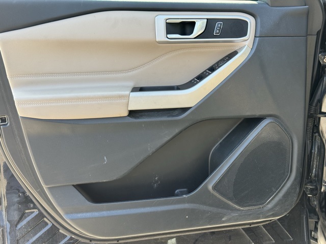 2021 Ford Explorer XLT photo 6