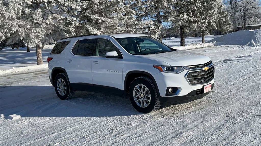 Used 2020 Chevrolet Traverse 3LT with VIN 1GNEVHKW2LJ204165 for sale in Oslo, Minnesota