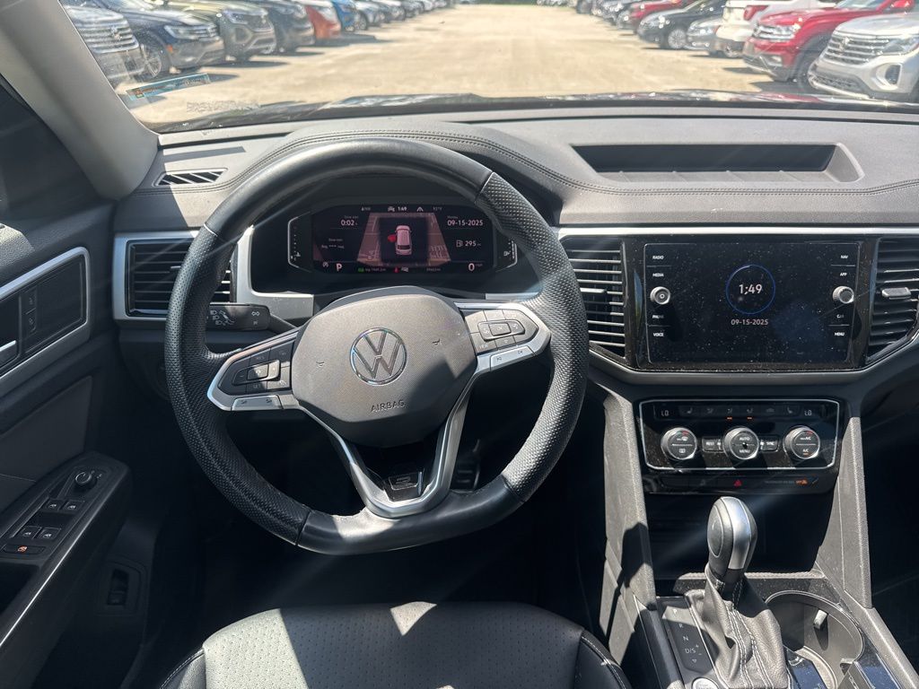 2023 Volkswagen Atlas V6 SEL R-Line photo 10