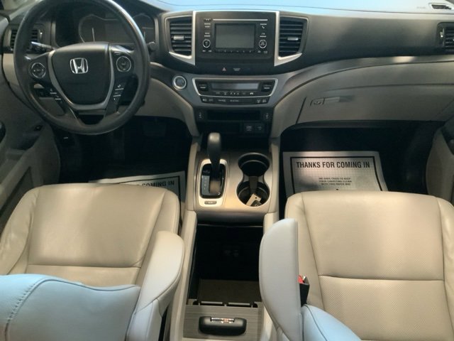 2019 Honda Ridgeline RTL photo 16