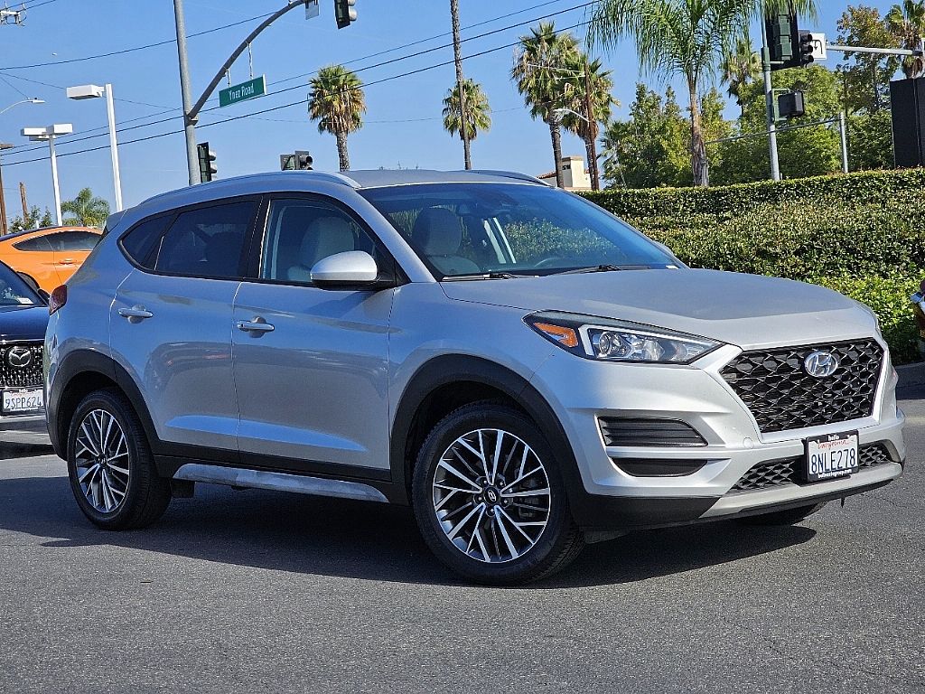 2020 Hyundai Tucson SEL photo 2