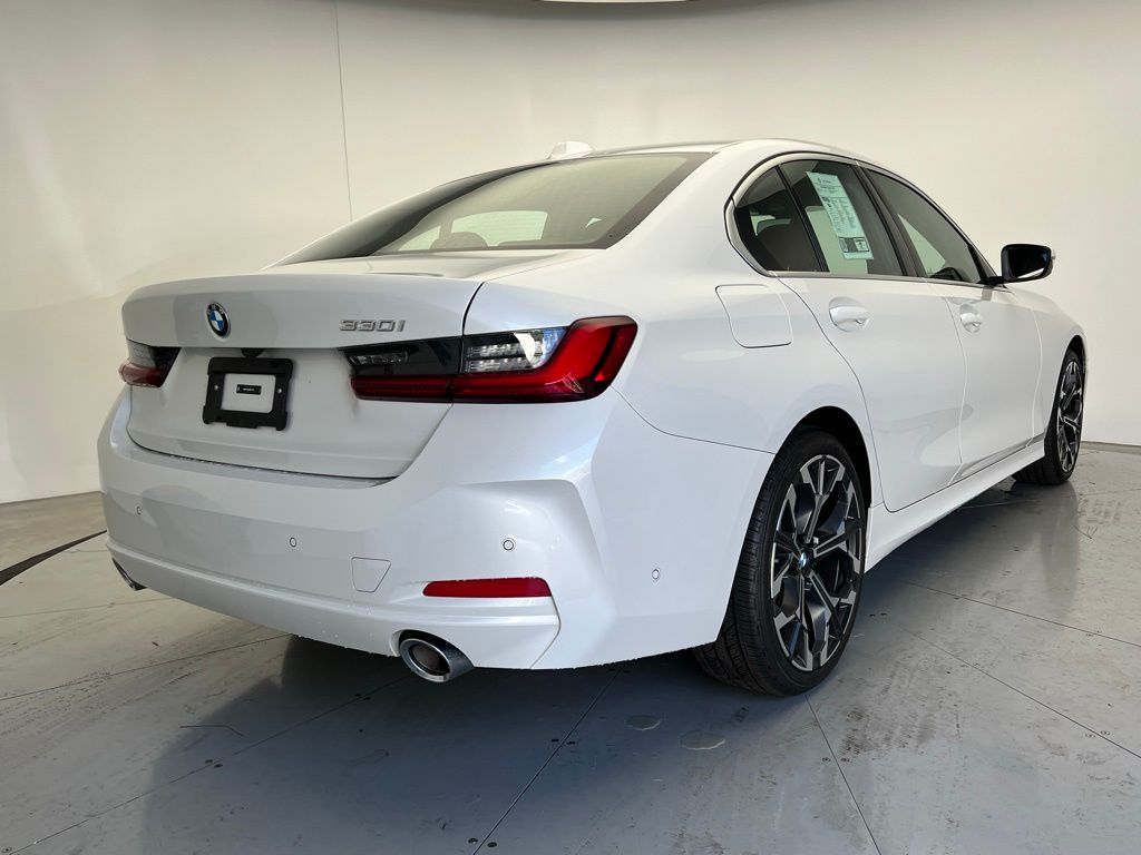 2025 Bmw 330i photo 3
