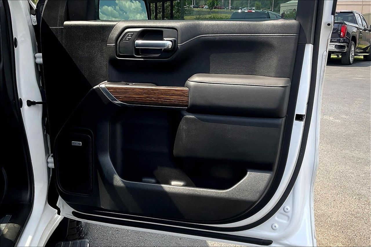 2021 Chevrolet Silverado 1500 High Country photo 25
