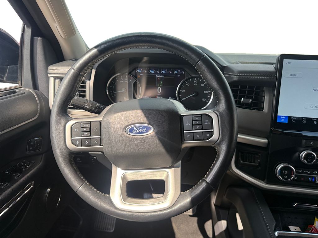 2024 Ford Expedition XLT photo 11