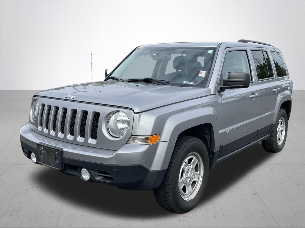 2016 Jeep Patriot Sport photo 2