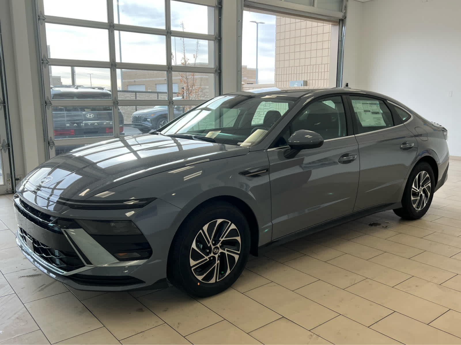 2026 Hyundai Sonata Hybrid Blue's photo