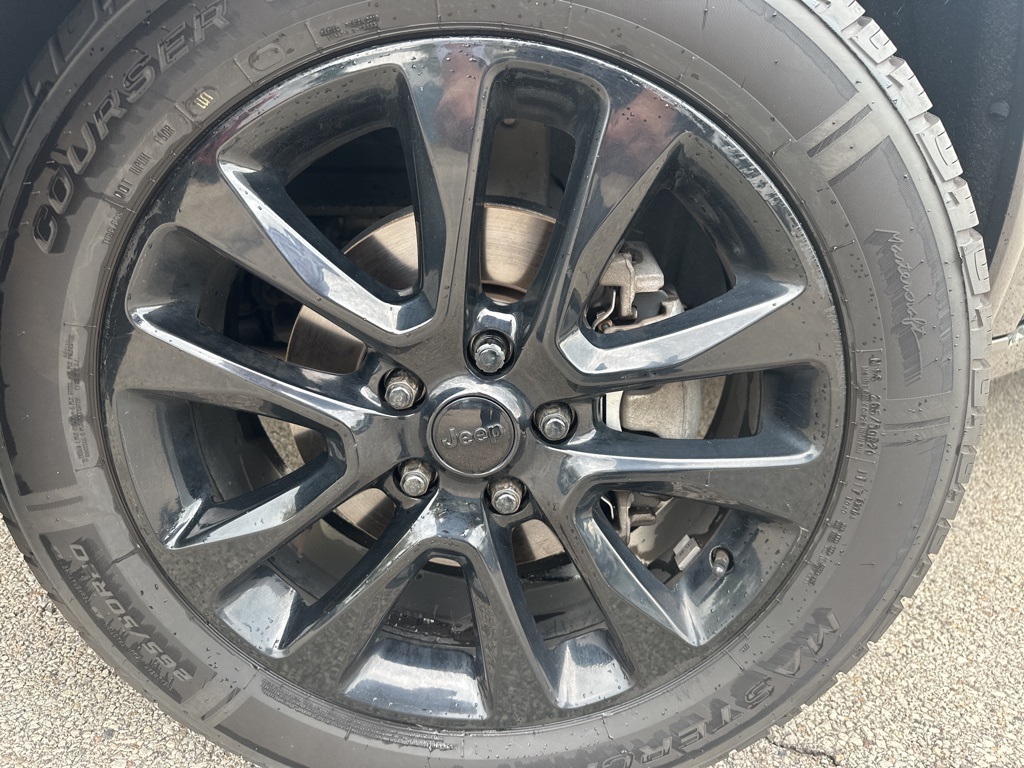 2020 Jeep Grand Cherokee Laredo photo 22