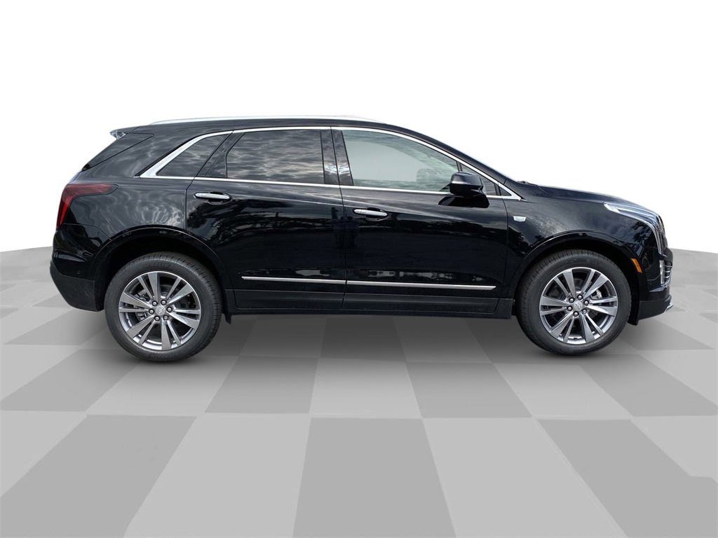 2025 Cadillac XT5 Premium Luxury photo 3