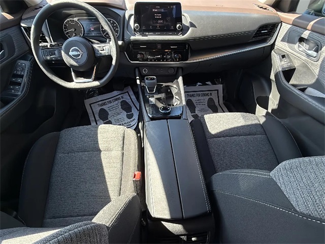 2023 Nissan Rogue SV photo 24