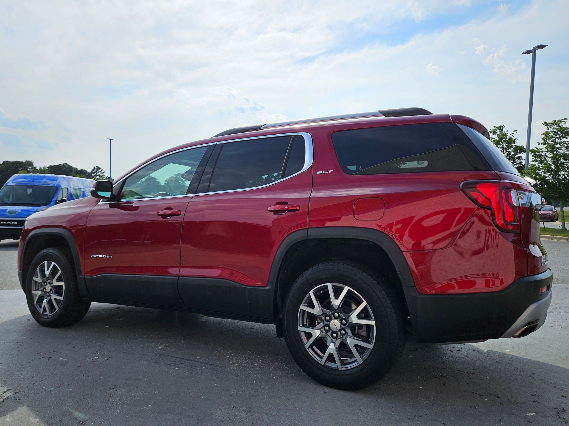 2023 Gmc Acadia SLT photo 4