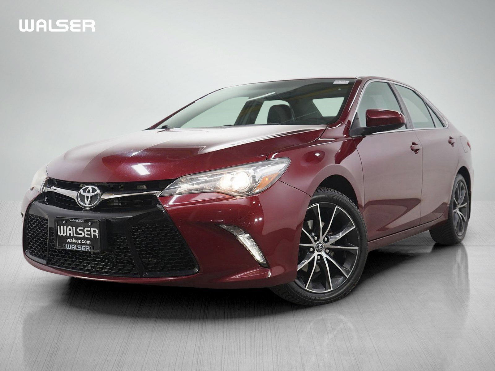 2016 Toyota Camry XSE