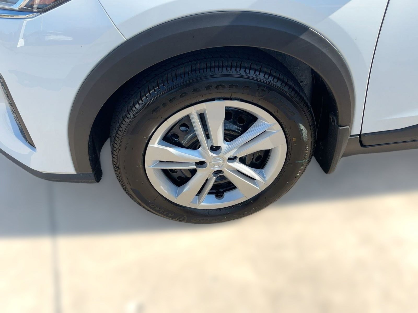 2025 Nissan Kicks Play S photo 11