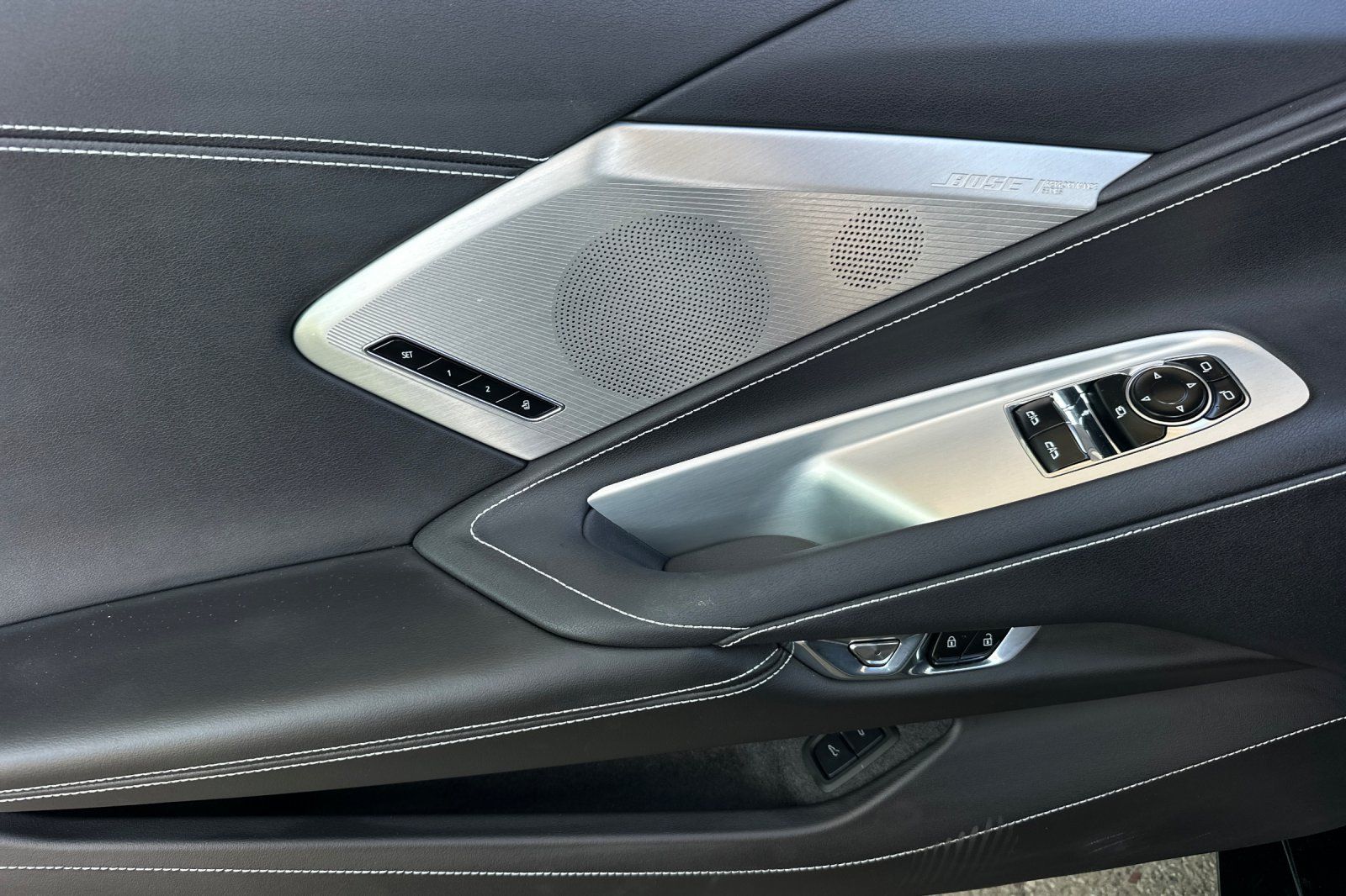 2022 Chevrolet Corvette Stingray 2LT photo 18