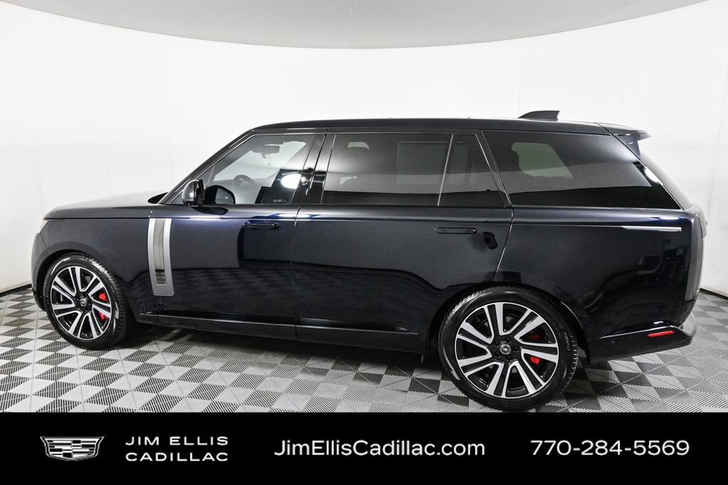 2023 Land Rover Range Rover SV photo 2