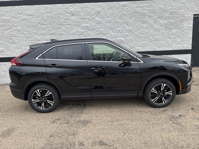 2025 Mitsubishi Eclipse Cross SE photo 2