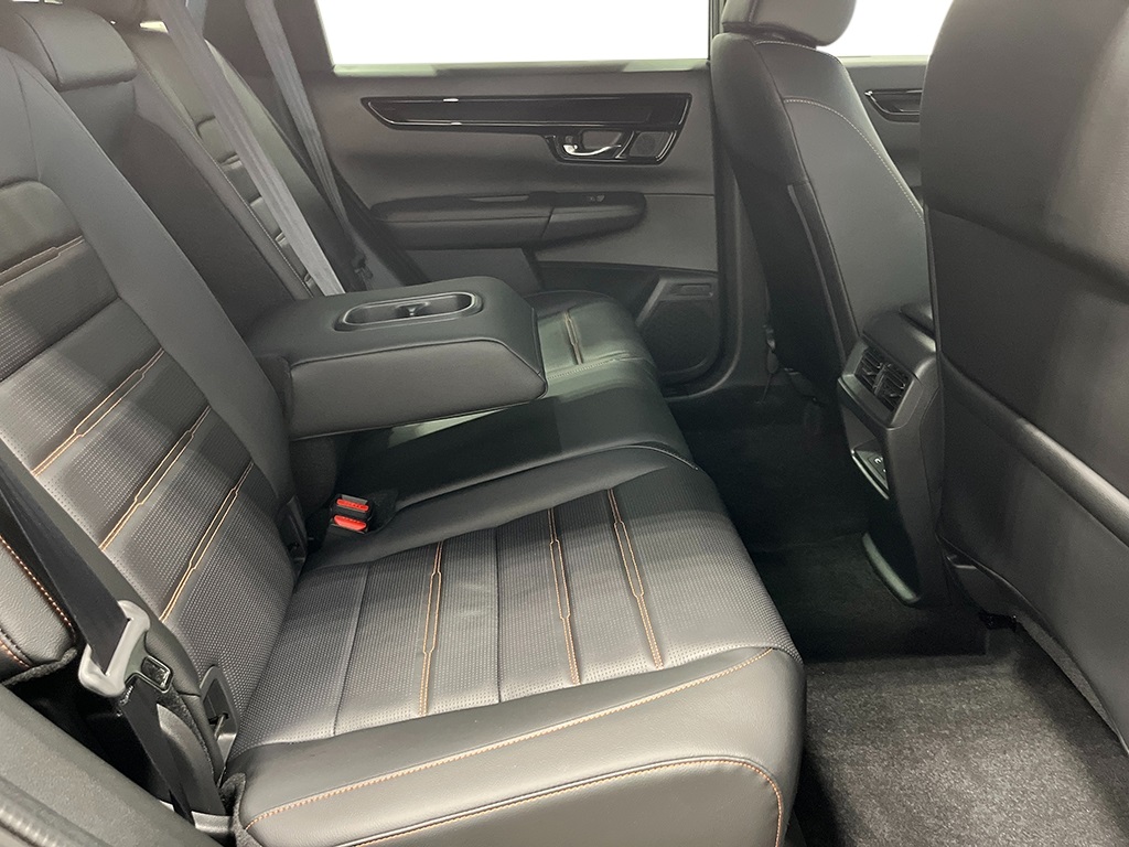 2026 Honda CR-V Hybrid Sport Touring photo 27