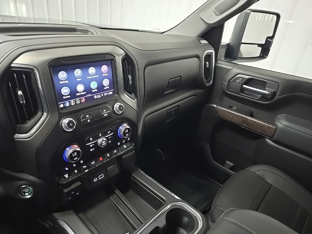 2022 Gmc Sierra 2500 HD Denali photo 25