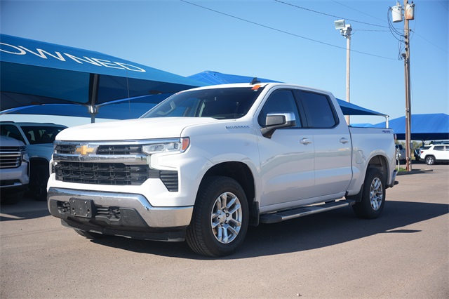 2022 Chevrolet Silverado 1500 LT photo 4
