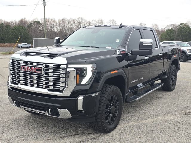 2025 GMC Sierra 2500HD Denali's photo