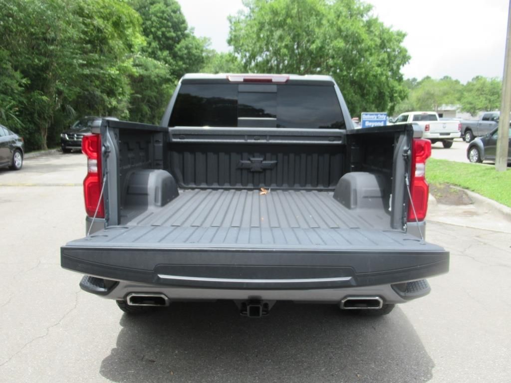 2022 Chevrolet Silverado 1500 RST photo 6