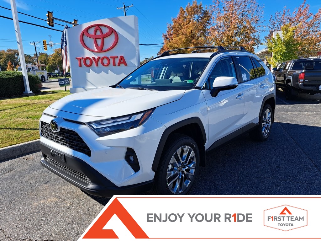 2025 Toyota RAV4 XLE Premium's photo