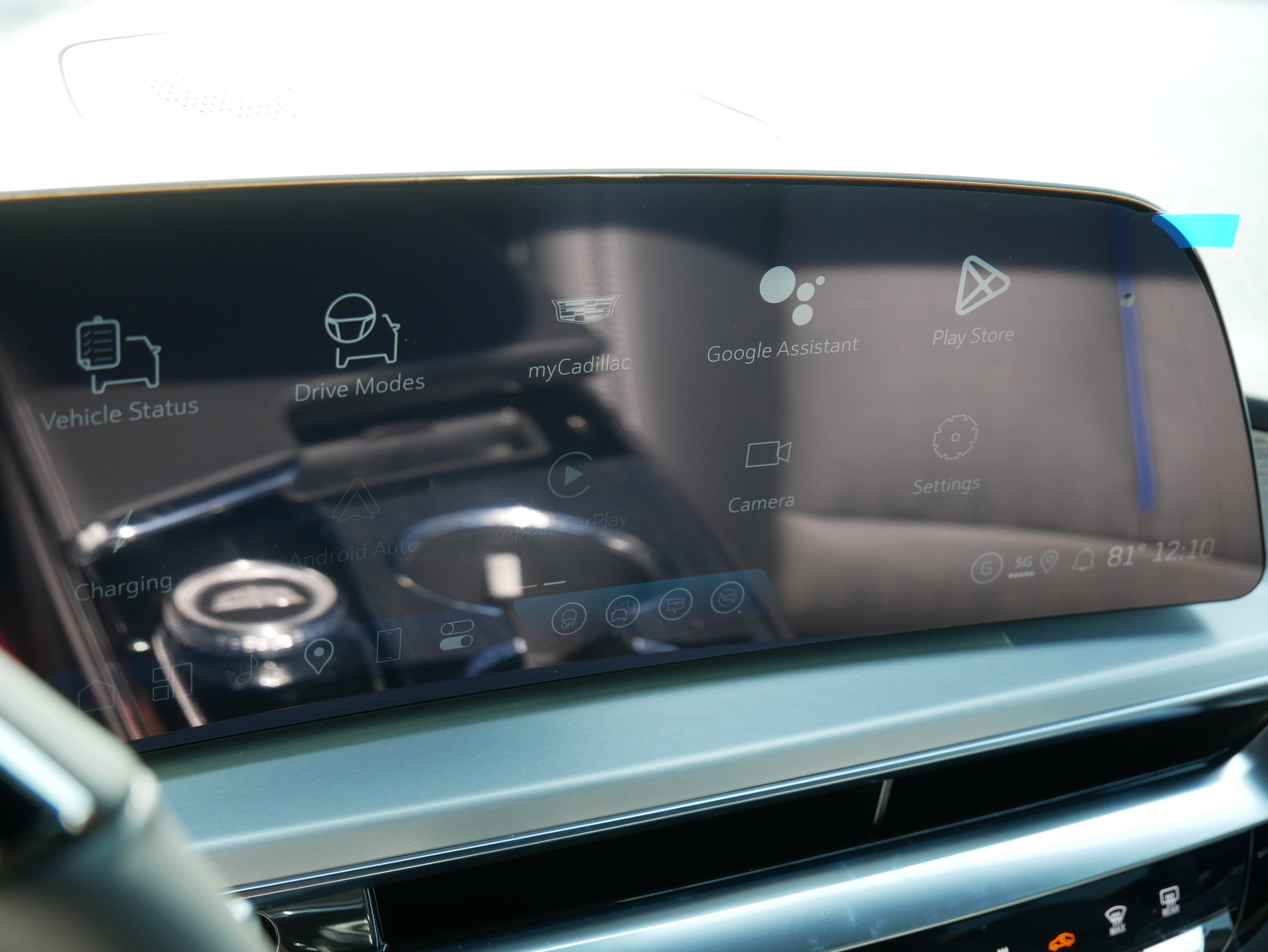 2026 Cadillac Lyriq Luxury photo 10