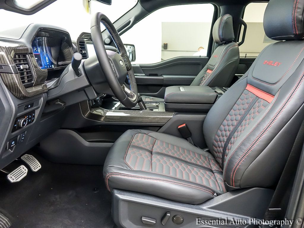 2025 Ford F-150 Lariat photo 7