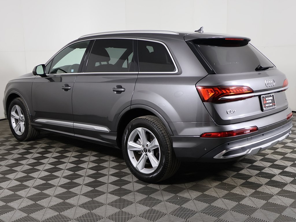 2022 Audi Q7 45 Premium Plus photo 16