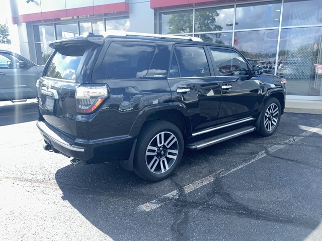 2022 Toyota 4Runner Limited photo 3