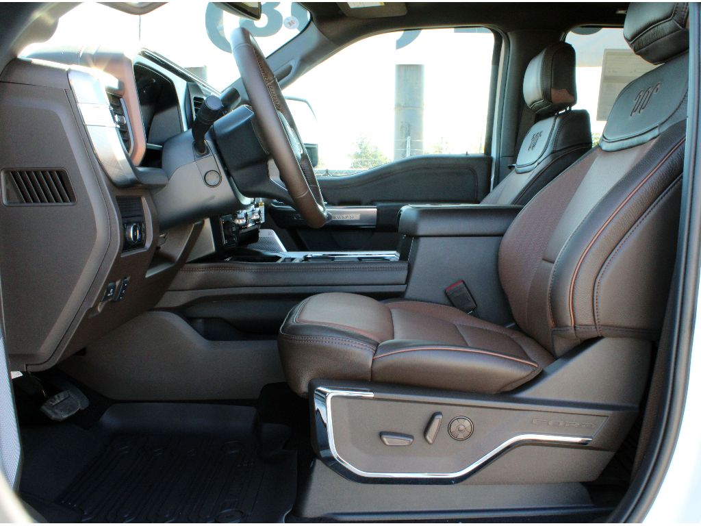 2026 Ford F-350 King Ranch photo 4