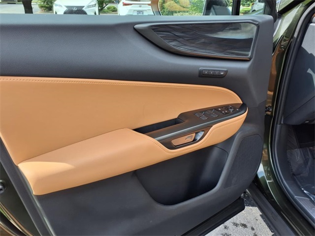 2025 Lexus NX 250 Premium photo 10