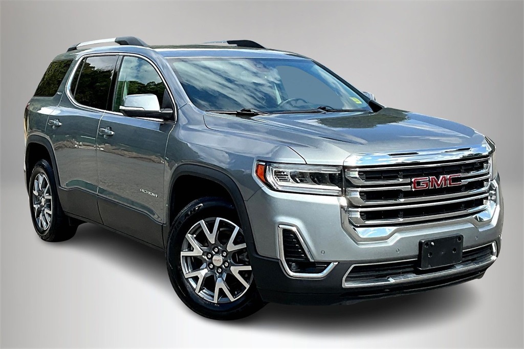 2023 GMC Acadia SLT's photo