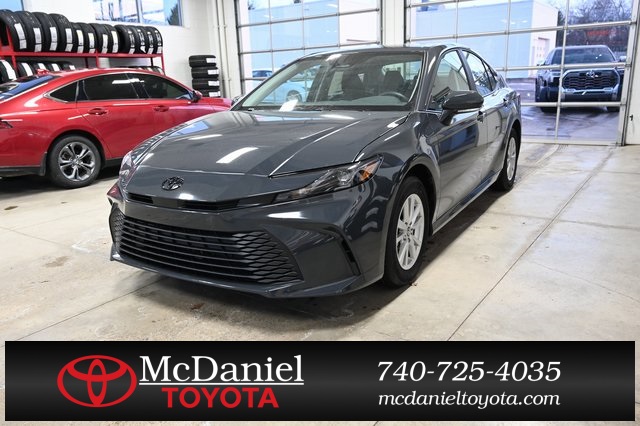 2026 Toyota Camry LE's photo