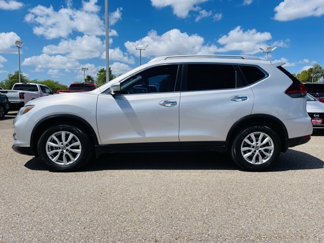 2019 Nissan Rogue SV photo 4