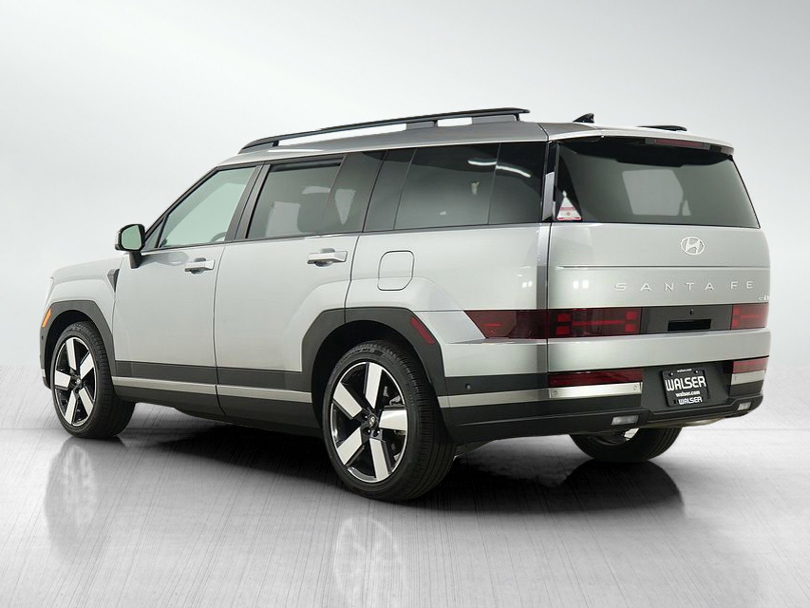 2025 Hyundai Santa Fe Limited photo 2