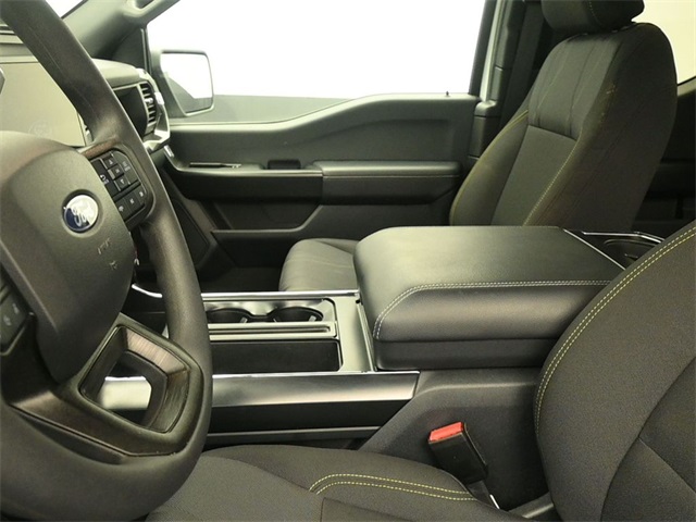 2025 Ford F-150 STX photo 16