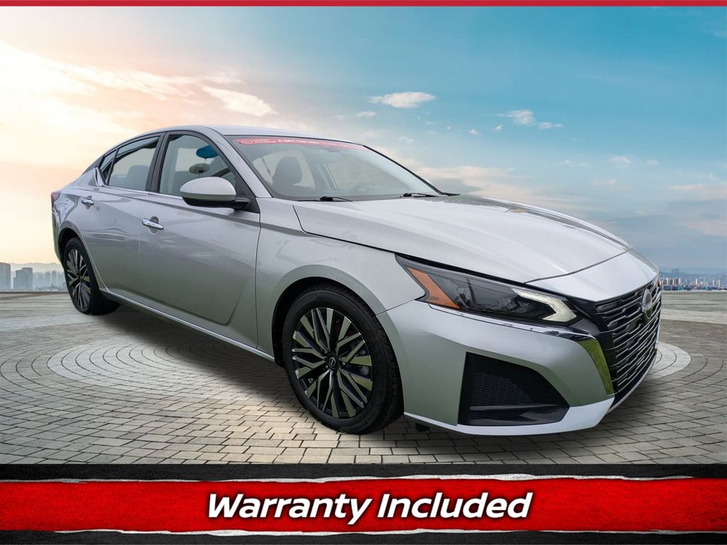 2023 Nissan Altima SV