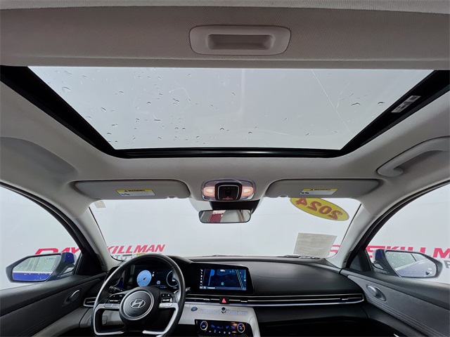 2024 Hyundai Elantra Limited photo 24