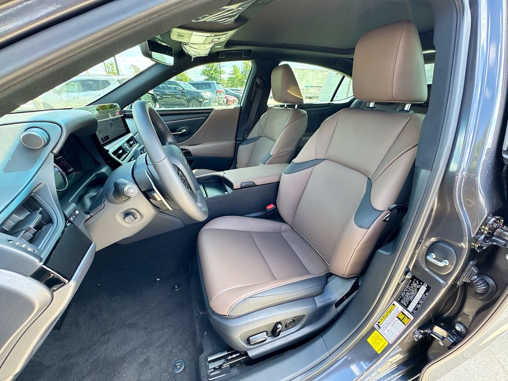 2025 Lexus ES Premium photo 20