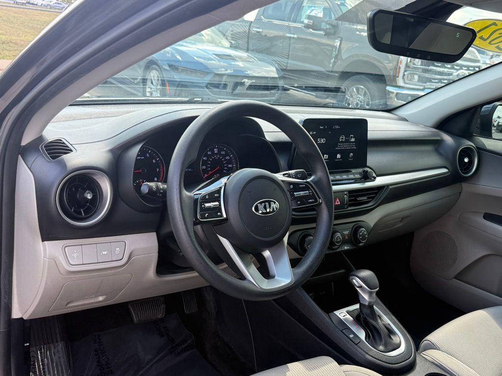 2021 Kia Forte LXS photo 3