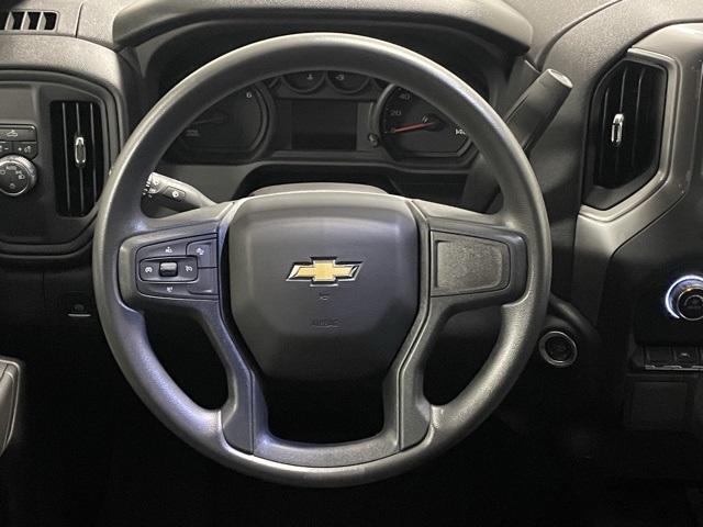 2024 Chevrolet Silverado 1500 Custom photo 9