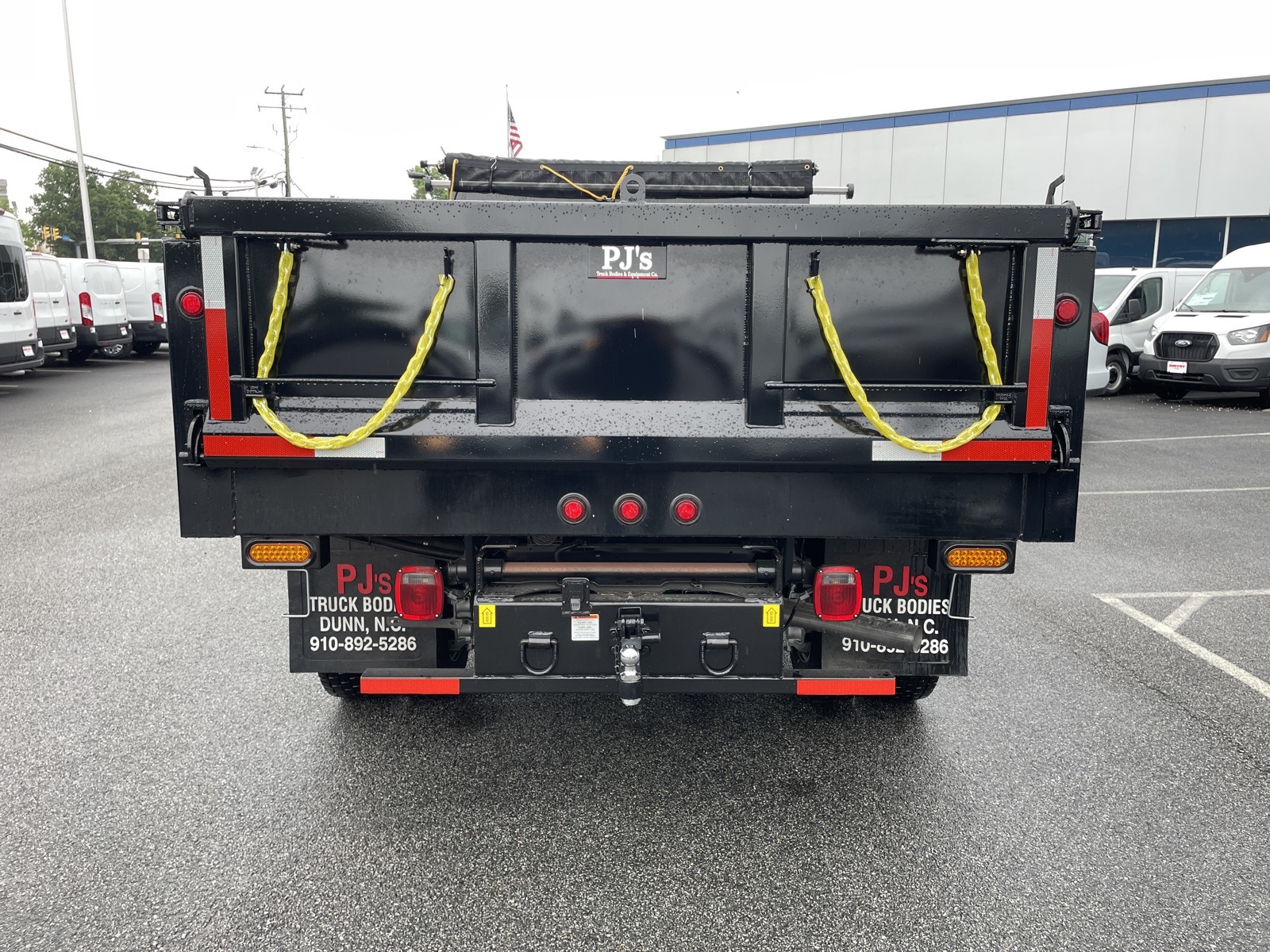 2024 Ford F-550 photo 7