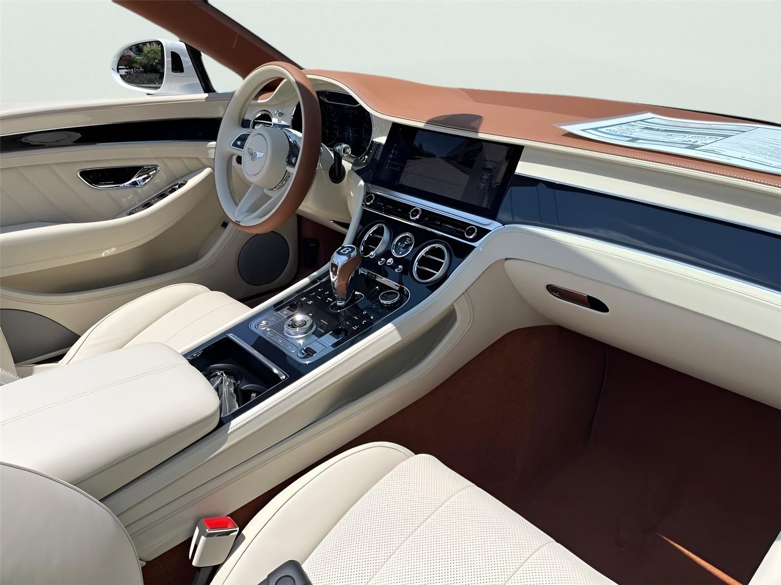 2024 Bentley Continental GT Mulliner V8 photo 12