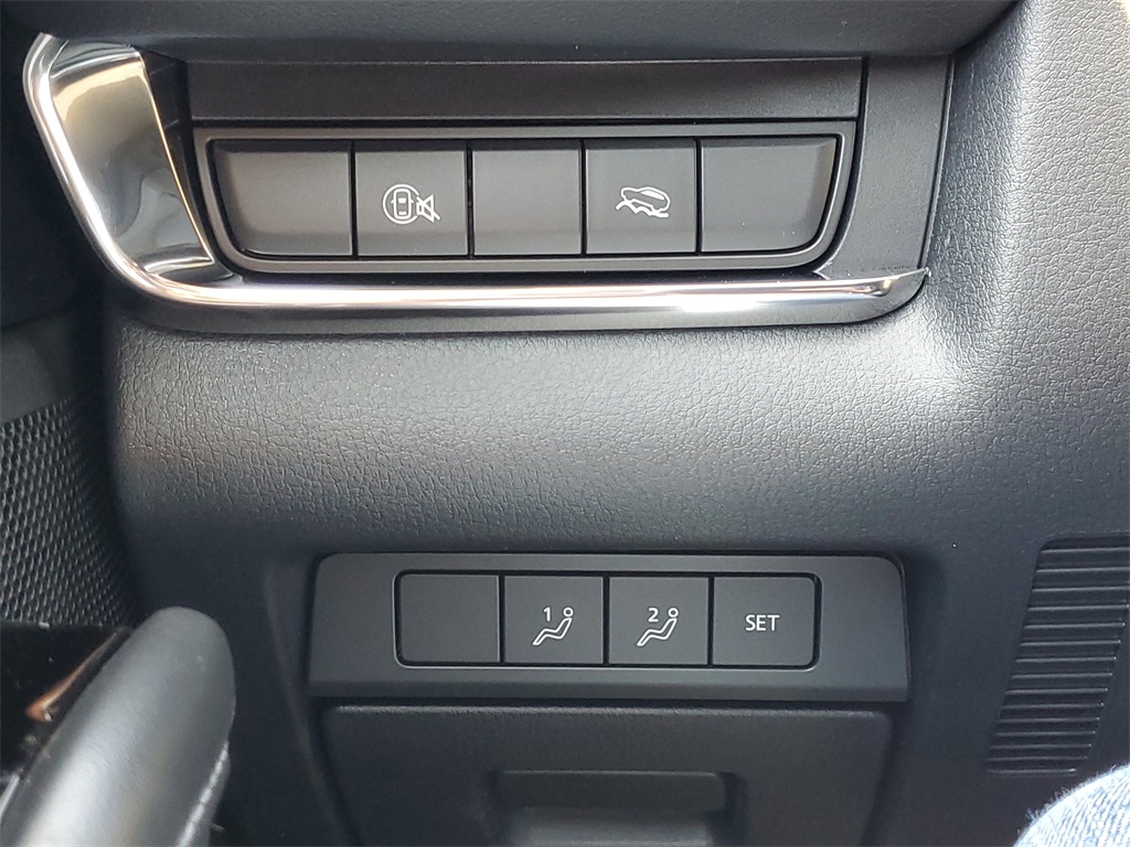 2025 Mazda CX-30 2.5 S Preferred photo 14