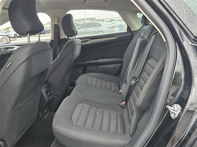 2018 Ford Fusion SE photo 5