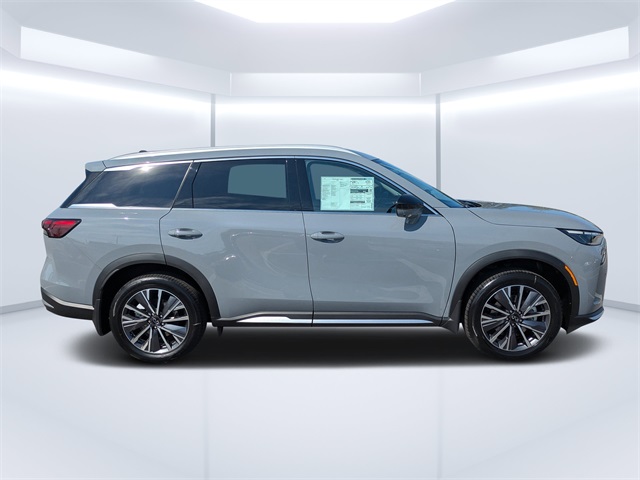 2026 Infiniti QX60 Luxe photo 2