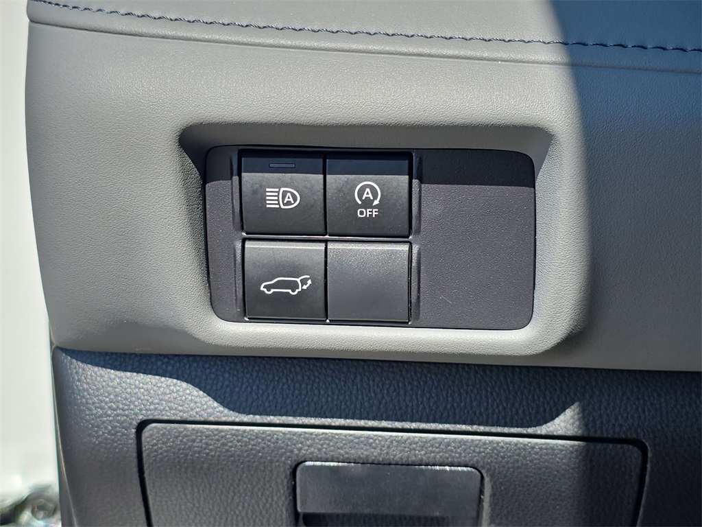 2023 Toyota Highlander XLE photo 20