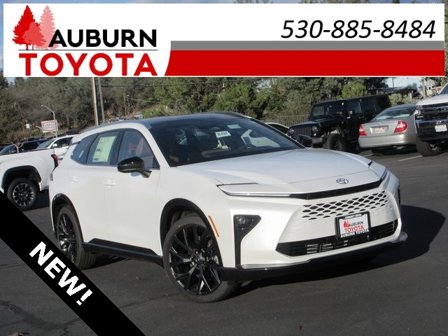 2026 Toyota Crown Signia Limited's photo